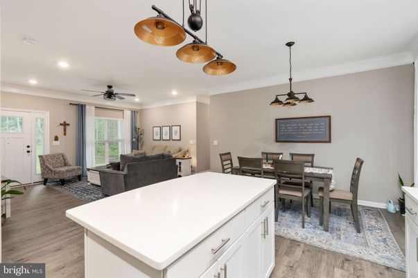 Dining room, Interior, Living room, Pendant Lights, Recessed Lighting, Wood Texture Flooring