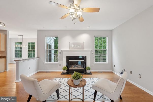 Fireplace, Interior, Living room, Pendant Lights, Recessed Lighting, Wood Texture Flooring
