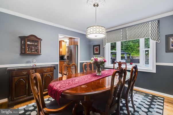 Dining room, Interior, Kitchen, Pendant Lights, Wood Texture Flooring