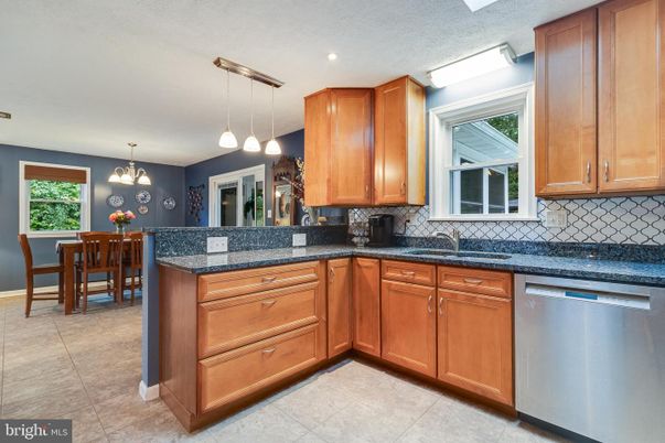 Dining room, Interior, Kitchen, Pendant Lights, Recessed Lighting
