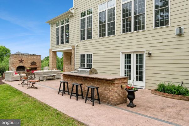 Exterior, Fireplace