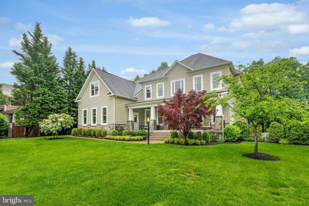 Backyard, Exterior, Facade, Farmhouse