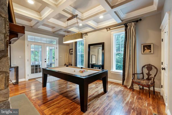 Billiard Table, Game Room, Interior, Pendant Lights, Recessed Lighting, Wood Texture Flooring