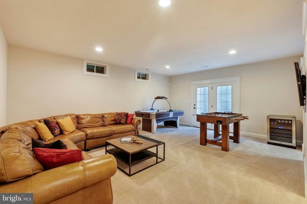 Billiard Table, Game Room, Interior, Living room, Recessed Lighting