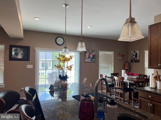 Dining room, Interior, Pendant Lights, Recessed Lighting