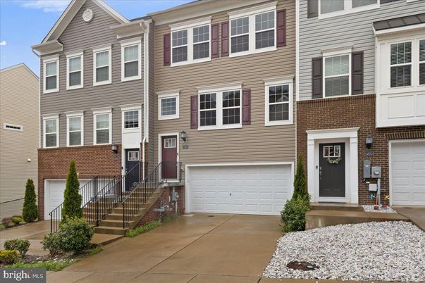 Attached, Exterior, Facade, Brick Facade, Rowhouse