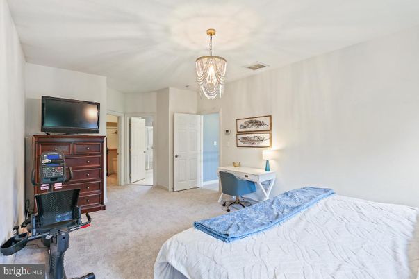 Bedroom, Chandelier, Home Office, Interior