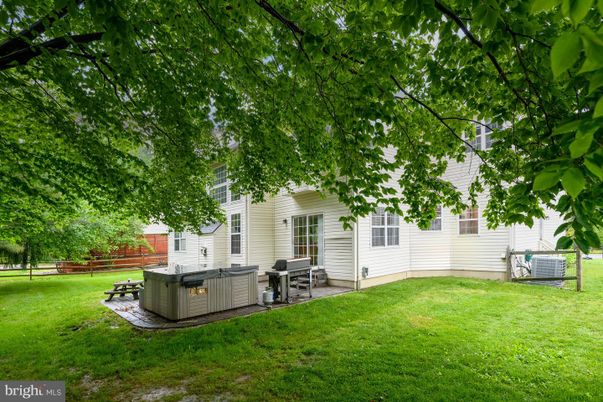 Backyard, Exterior, Hot Tub