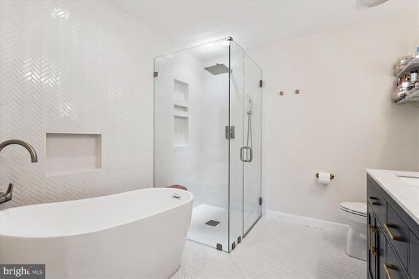 Bathroom, Free Standing Baths, Glass Shower, Interior