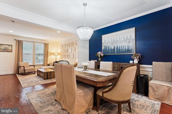 Chandelier, Dining room, Interior, Recessed Lighting, Wood Texture Flooring