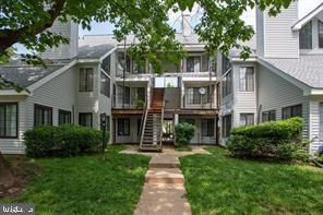 Backyard, Exterior, Facade, Rowhouse
