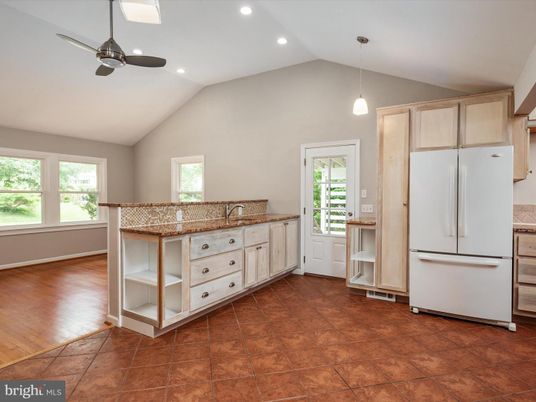 Interior, Kitchen, Pendant Lights, Recessed Lighting, Wood Texture Flooring