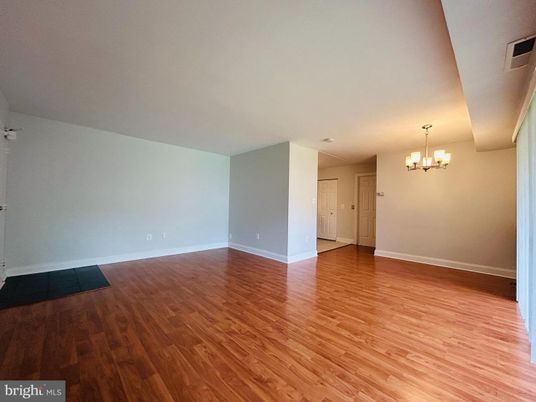 Chandelier, Empty room, Interior, Wood Texture Flooring