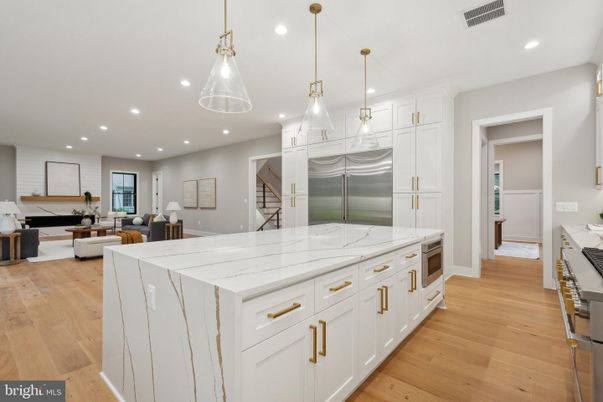 Interior, Kitchen, Living room, Pendant Lights, Recessed Lighting, Stainless Steel Appliances, Wood Texture Flooring