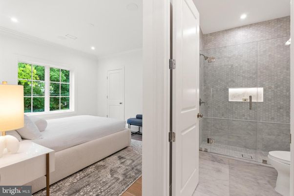 Bathroom, Bedroom, Glass Shower, Interior, Recessed Lighting