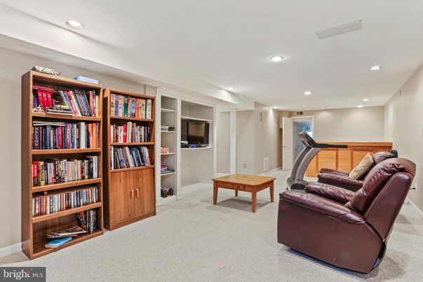 Fitness Equipment, Interior, Recessed Lighting
