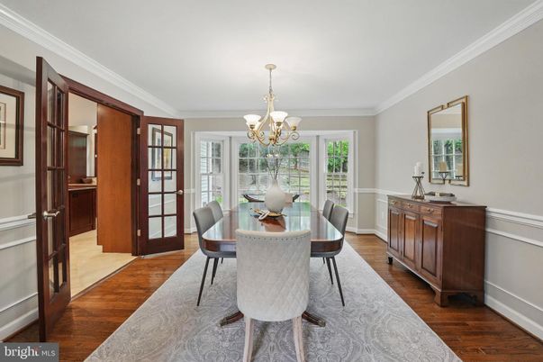 Chandelier, Dining room, Interior, Wood Texture Flooring