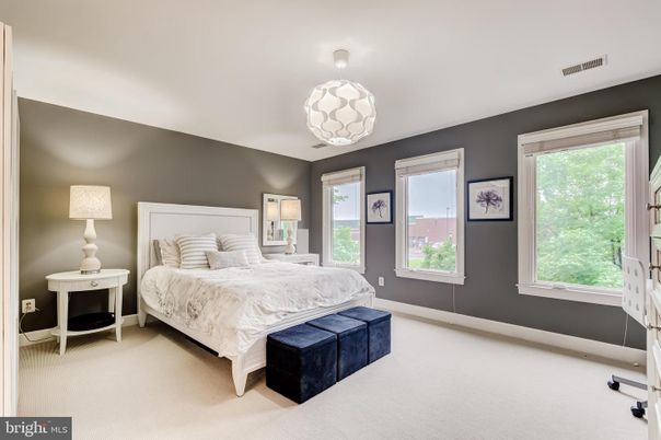 Bedroom, Interior, Pendant Lights