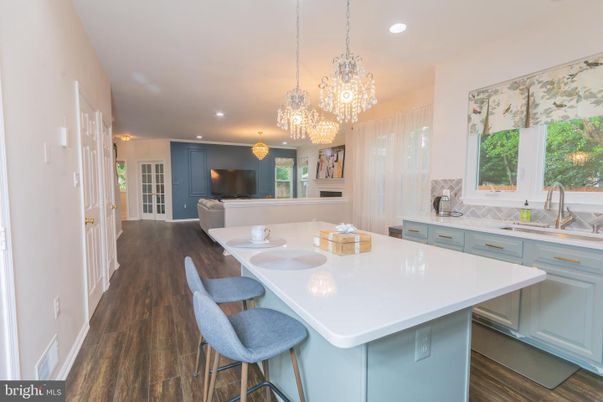Chandelier, Interior, Kitchen, Recessed Lighting, Wood Texture Flooring