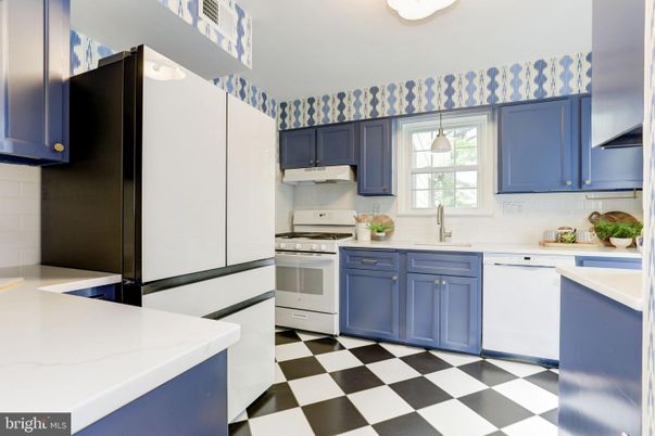 Interior, Kitchen, Pendant Lights