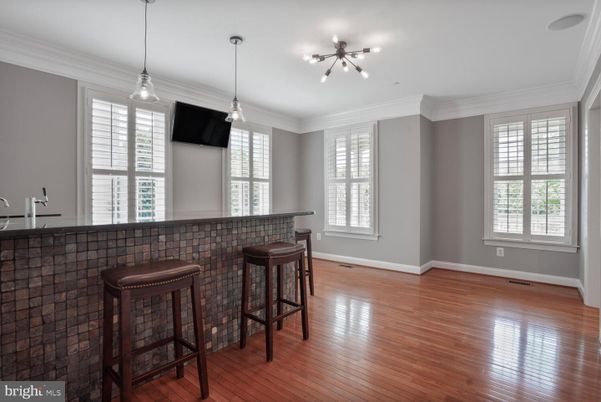 Interior, Pendant Lights, Wood Texture Flooring