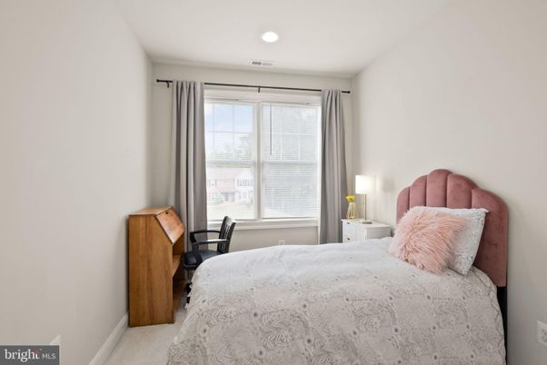 Bedroom, Home Office, Interior, Recessed Lighting