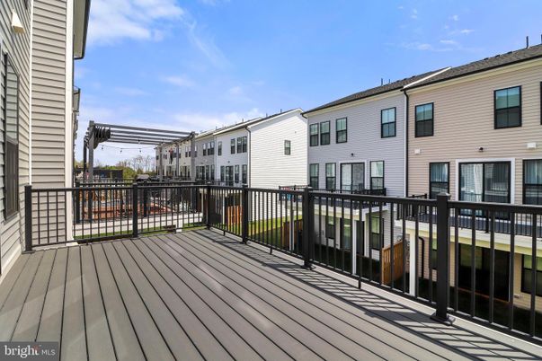 Exterior, Wood Texture Flooring