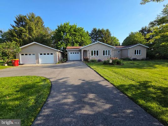 Attached, Backyard, Detached Garage, Exterior, Facade, Ranch
