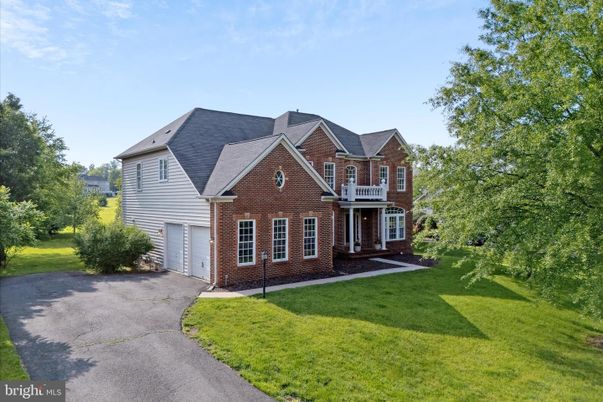 Attached, Exterior, Facade, Brick Facade, Brick Traditional