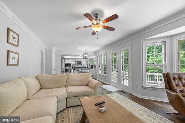 Interior, Kitchen, Living room, Pendant Lights, Stainless Steel Appliances, Wood Texture Flooring
