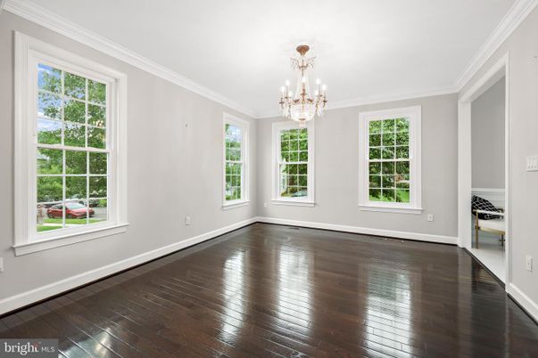 Chandelier, Empty room, Interior, Wood Texture Flooring