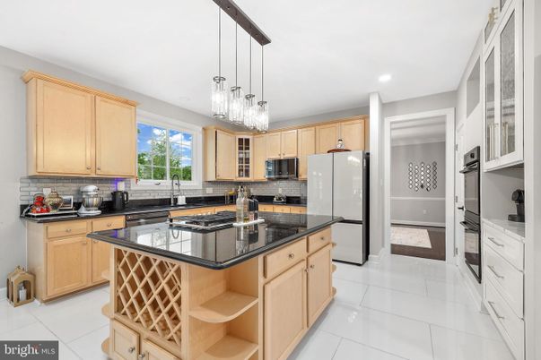 Interior, Kitchen, Pendant Lights, Recessed Lighting
