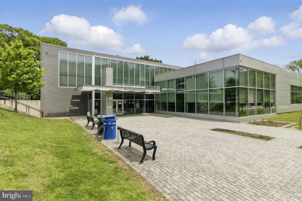 Backyard, Exterior, Facade, Modern