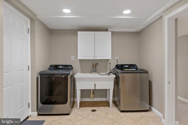 Interior, Recessed Lighting, Washer