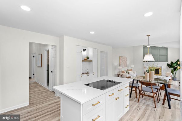 Dining room, Fireplace, Interior, Kitchen, Pendant Lights, Recessed Lighting, Wood Texture Flooring