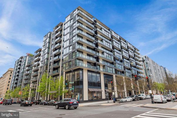 Exterior, Facade, Condo Building