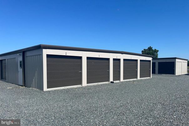 Detached Garage, Exterior