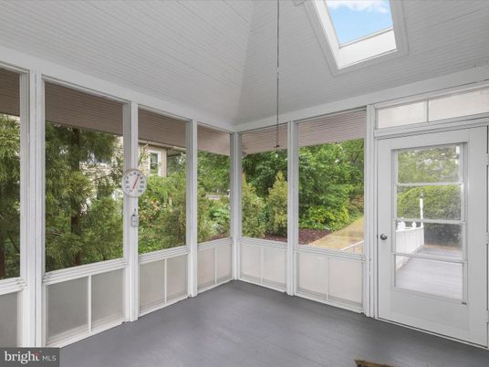 Interior, Sun Room, Wood Texture Flooring