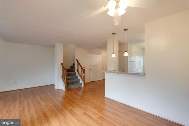 Interior, Kitchen, Pendant Lights, Wood Texture Flooring