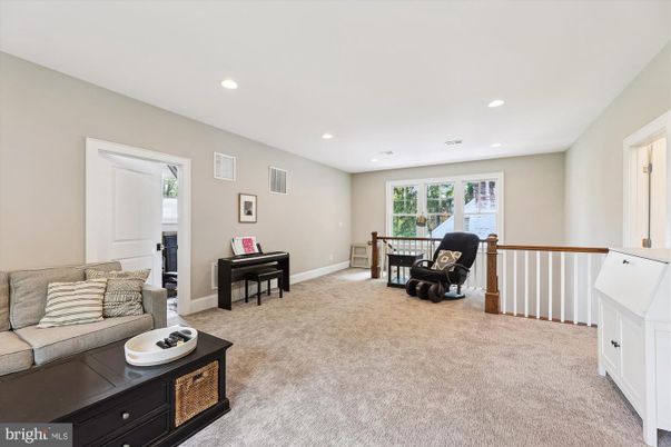 Interior, Piano, Recessed Lighting