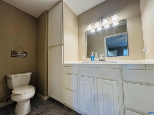 Bathroom, Interior, Tile Countertops