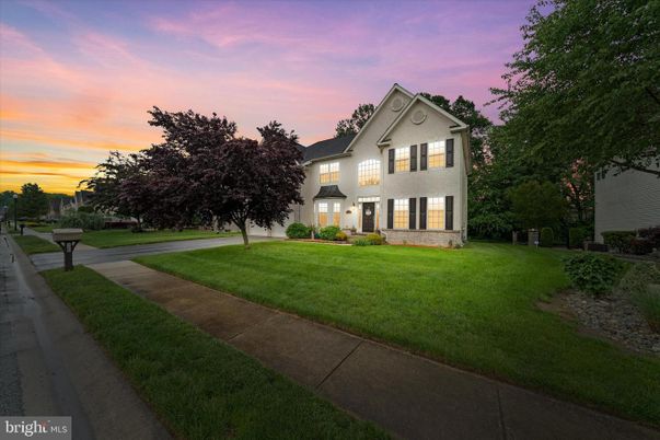 Backyard, Exterior, Facade, Georgian