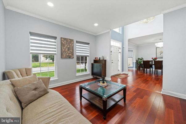 Dining room, Interior, Living room, Recessed Lighting, Wood Texture Flooring
