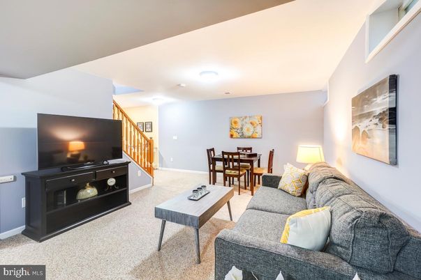 Dining room, Interior, Living room, Recessed Lighting