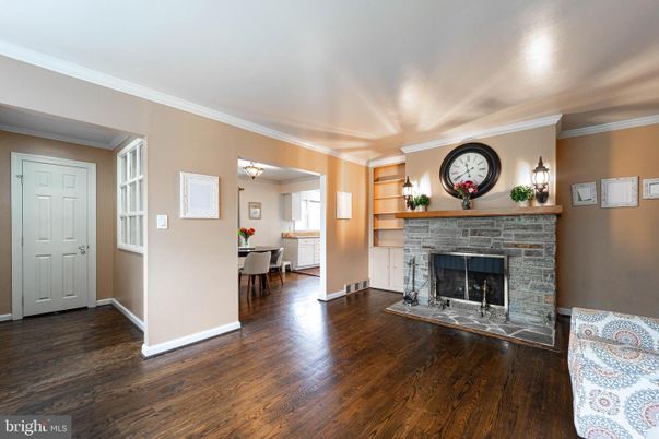 Dining room, Fireplace, Interior, Wood Texture Flooring