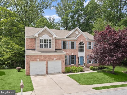 Attached, Exterior, Facade, Brick Facade, Brick Traditional