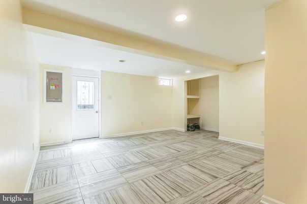 Interior, Recessed Lighting