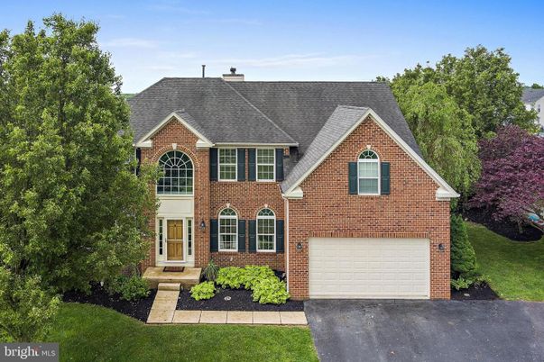 Attached, Exterior, Facade, Brick Facade, Brick Traditional