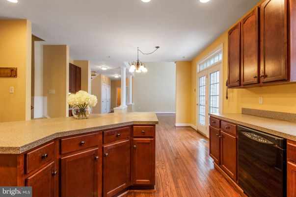 Chandelier, Interior, Kitchen, Recessed Lighting, Wood Texture Flooring