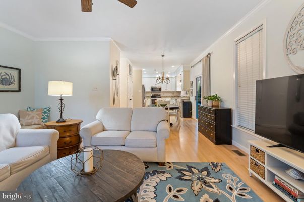 Interior, Kitchen, Living room, Pendant Lights, Recessed Lighting, Stainless Steel Appliances, Wood Texture Flooring